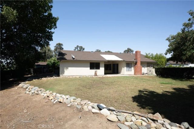 1589 Camelot, Corona, CA 92882