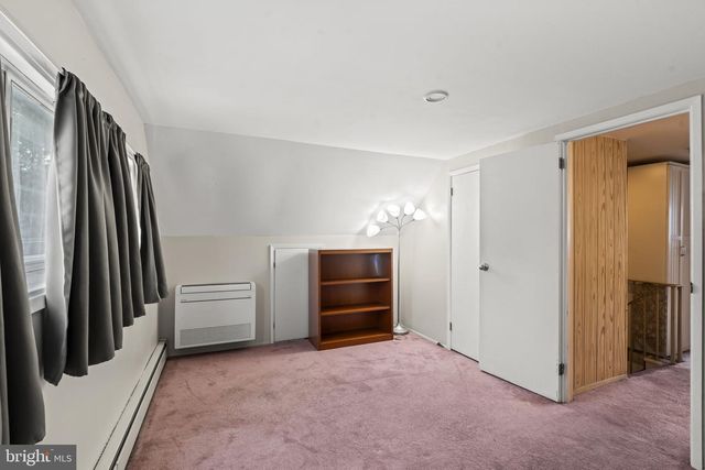 189 KENWOOD DR S, Levittown, PA 19055