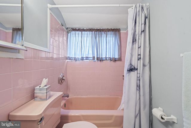189 KENWOOD DR S, Levittown, PA 19055