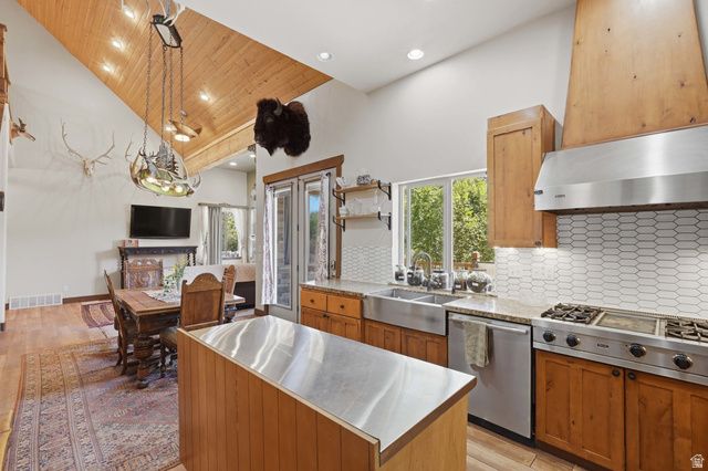 7295 S 600 W, Willard, UT 84340