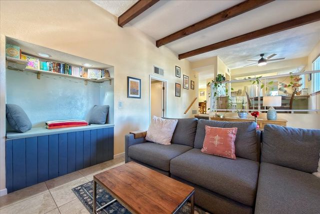 2353 Camino Pintores, Santa Fe, NM 87505