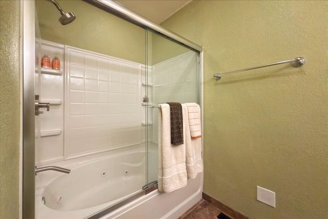 2353 Camino Pintores, Santa Fe, NM 87505