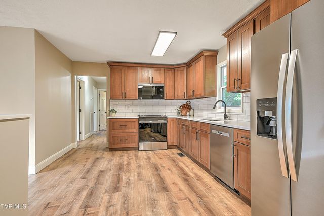 205 Archdale Drive, Kingsport, TN 37663