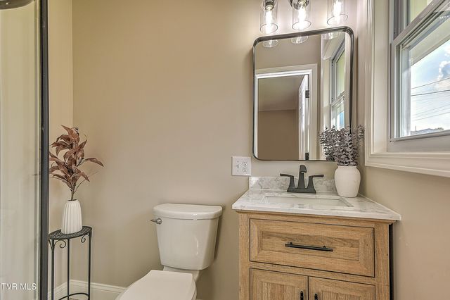 205 Archdale Drive, Kingsport, TN 37663