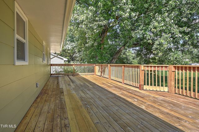205 Archdale Drive, Kingsport, TN 37663