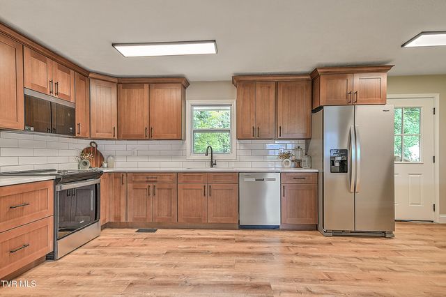 205 Archdale Drive, Kingsport, TN 37663
