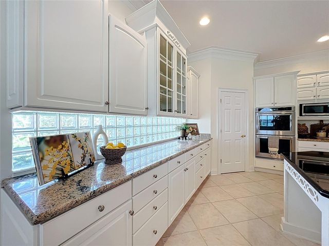 1861 EDGEWATER DRIVE, Mount Dora, FL 32757