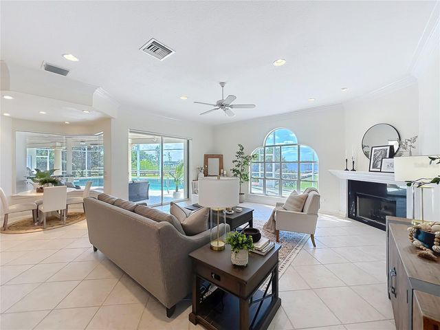 1861 EDGEWATER DRIVE, Mount Dora, FL 32757