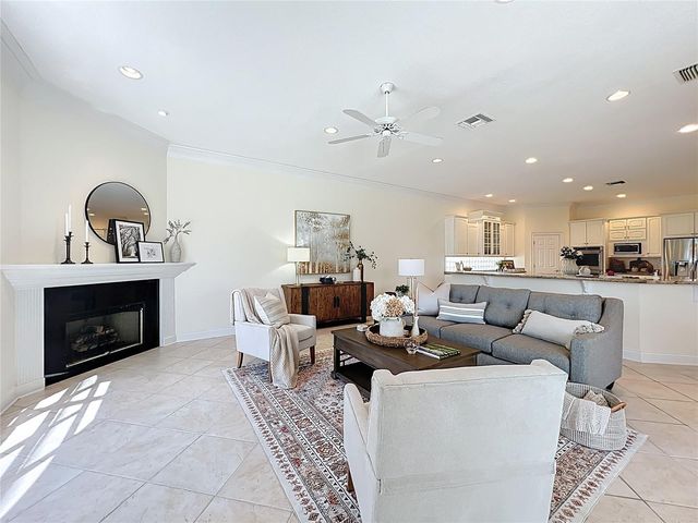 1861 EDGEWATER DRIVE, Mount Dora, FL 32757
