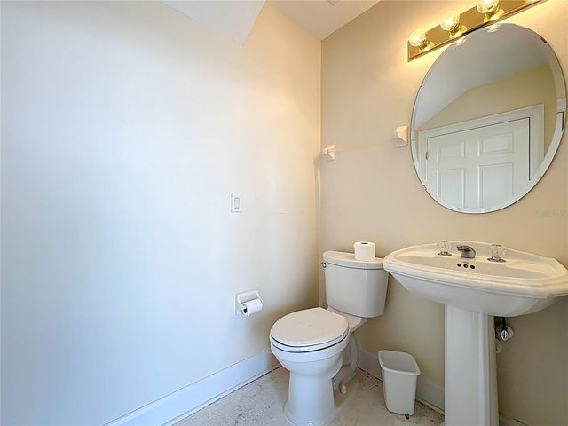 1861 EDGEWATER DRIVE, Mount Dora, FL 32757