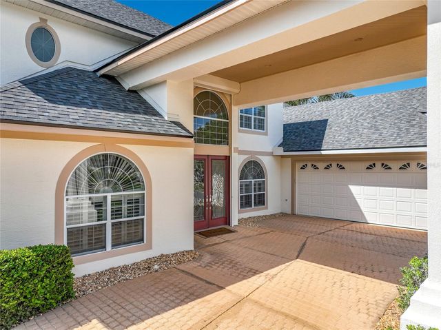 1861 EDGEWATER DRIVE, Mount Dora, FL 32757
