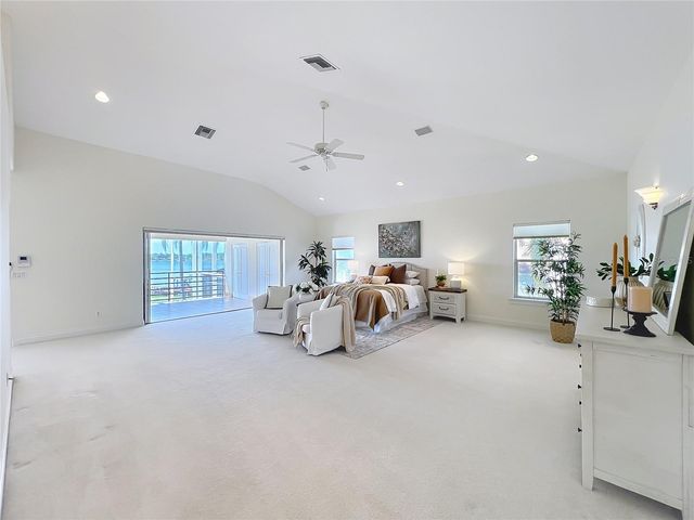 1861 EDGEWATER DRIVE, Mount Dora, FL 32757