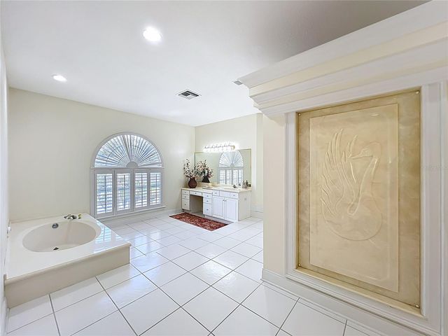 1861 EDGEWATER DRIVE, Mount Dora, FL 32757