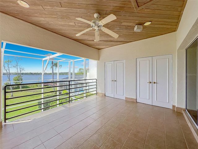 1861 EDGEWATER DRIVE, Mount Dora, FL 32757