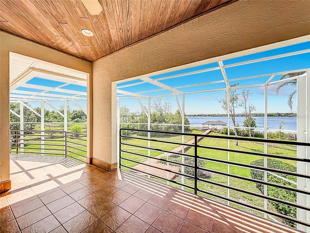 1861 EDGEWATER DRIVE, Mount Dora, FL 32757