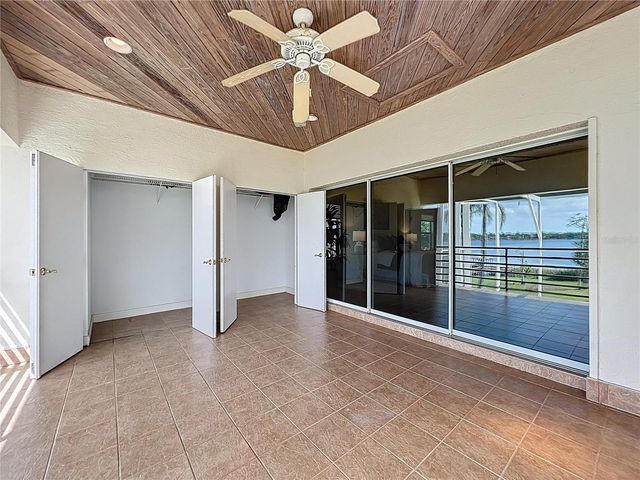 1861 EDGEWATER DRIVE, Mount Dora, FL 32757