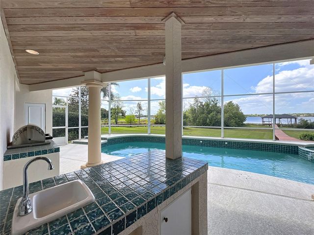 1861 EDGEWATER DRIVE, Mount Dora, FL 32757