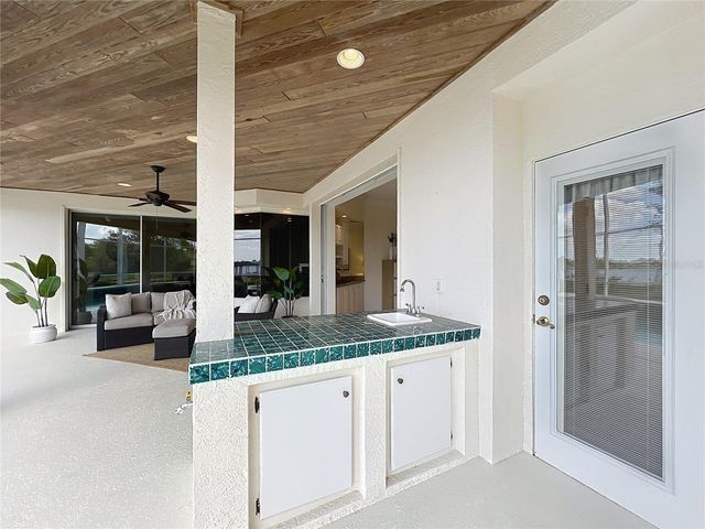 1861 EDGEWATER DRIVE, Mount Dora, FL 32757