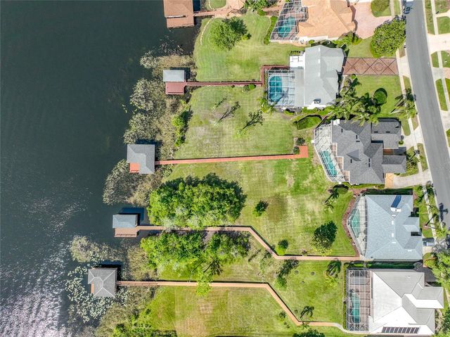 1861 EDGEWATER DRIVE, Mount Dora, FL 32757