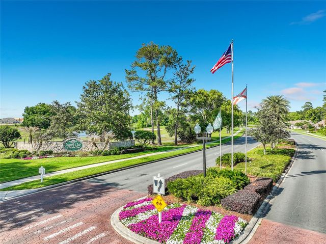 1861 EDGEWATER DRIVE, Mount Dora, FL 32757