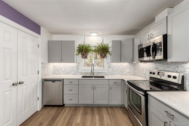 1739 Collyer Street, Longmont, CO 80501