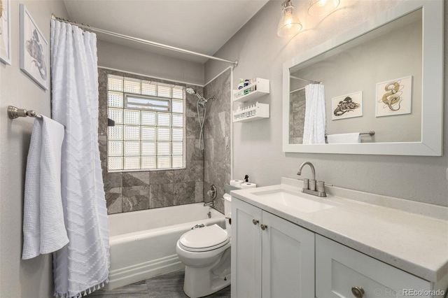 1739 Collyer Street, Longmont, CO 80501