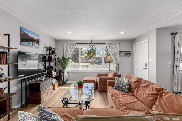 1739 Collyer Street, Longmont, CO 80501