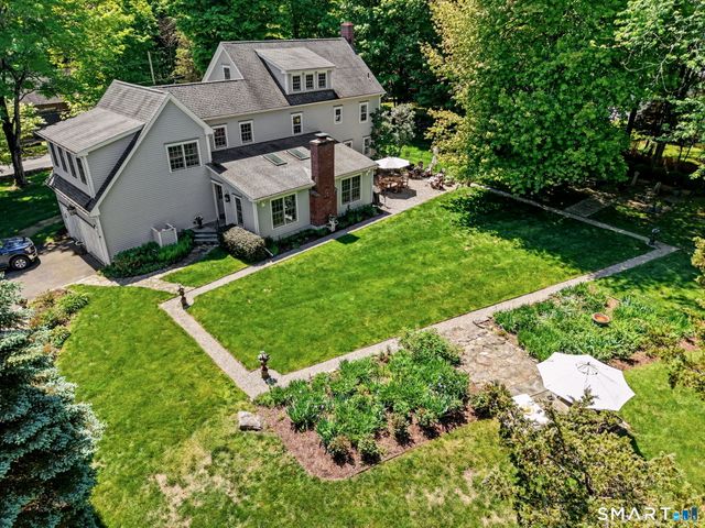 1960 North Street, Fairfield, CT 06824