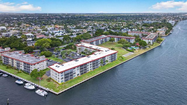 3100 NE 48th Court 214, Lighthouse Point, FL 33064