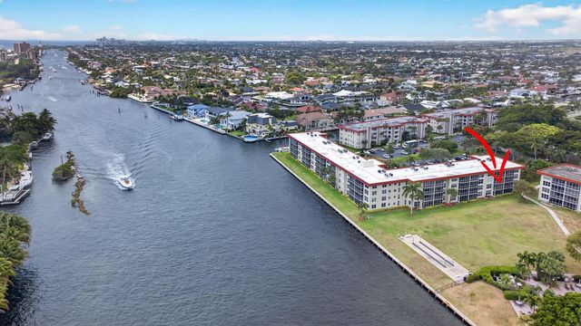 3100 NE 48th Court 214, Lighthouse Point, FL 33064