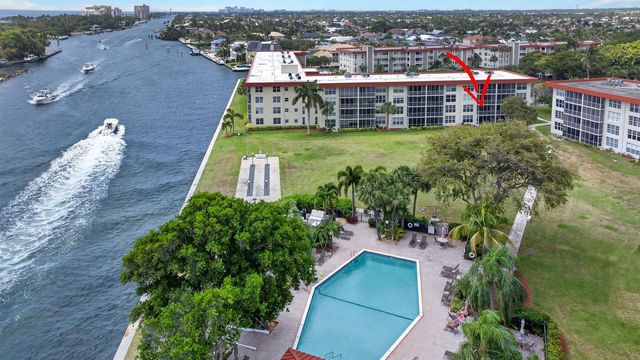 3100 NE 48th Court 214, Lighthouse Point, FL 33064