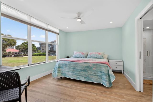 3100 NE 48th Court 214, Lighthouse Point, FL 33064