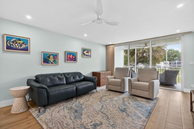 3100 NE 48th Court 214, Lighthouse Point, FL 33064