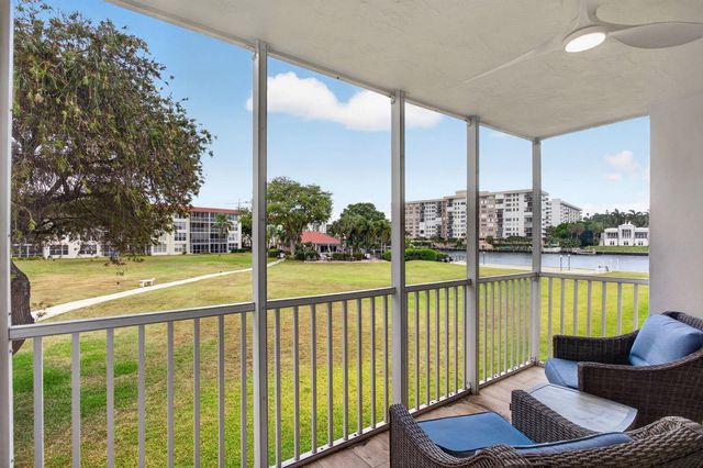 3100 NE 48th Court 214, Lighthouse Point, FL 33064