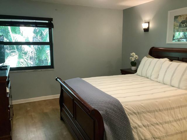 22040 Palms Way 204, Boca Raton, FL 33433