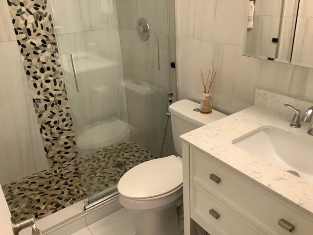 22040 Palms Way 204, Boca Raton, FL 33433