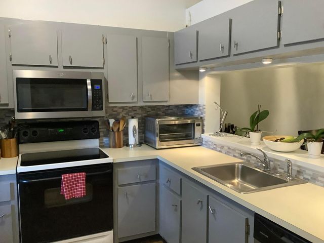 22040 Palms Way 204, Boca Raton, FL 33433