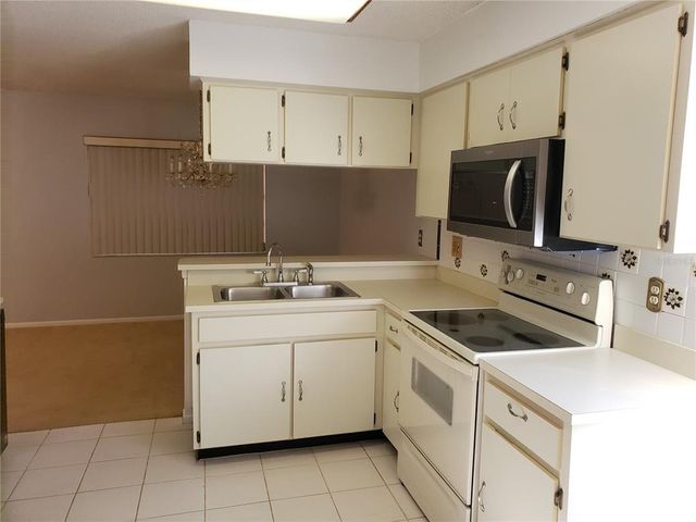 2020 RUDDER DRIVE, Valrico, FL 33594
