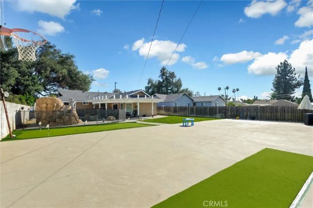 901 S California Avenue, West Covina, CA 91790