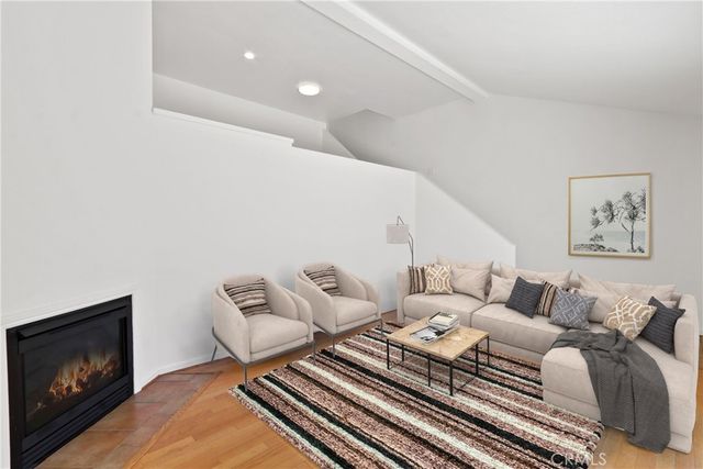 734 Ohio Avenue B, Long Beach, CA 90804