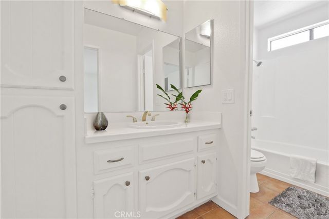 734 Ohio Avenue B, Long Beach, CA 90804