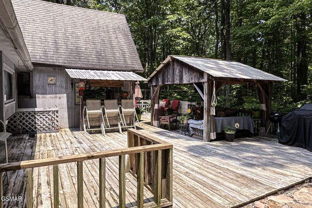 223 Greywolf Way, Cosby, TN 37722