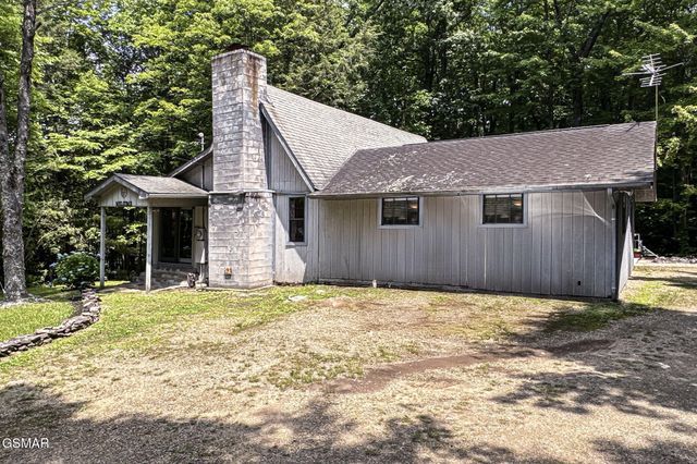 223 Greywolf Way, Cosby, TN 37722