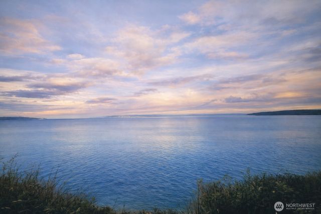 1012 N Scenic Heights Road, Oak Harbor, WA 98277