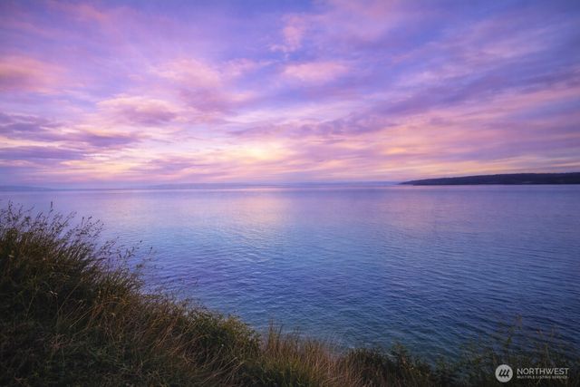 1012 N Scenic Heights Road, Oak Harbor, WA 98277