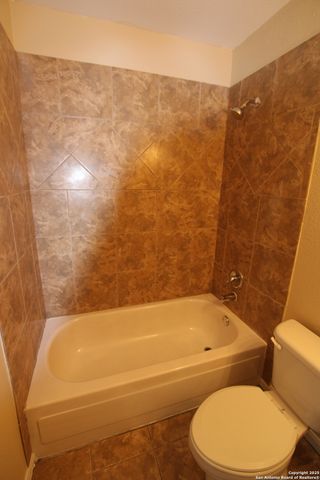 2706 Lakedon, San Antonio, TX 78222