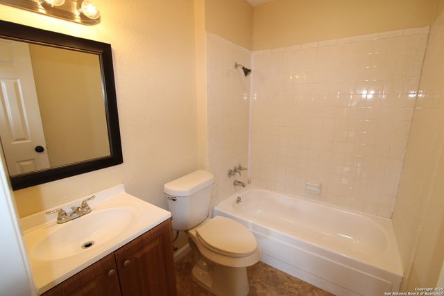 2706 Lakedon, San Antonio, TX 78222