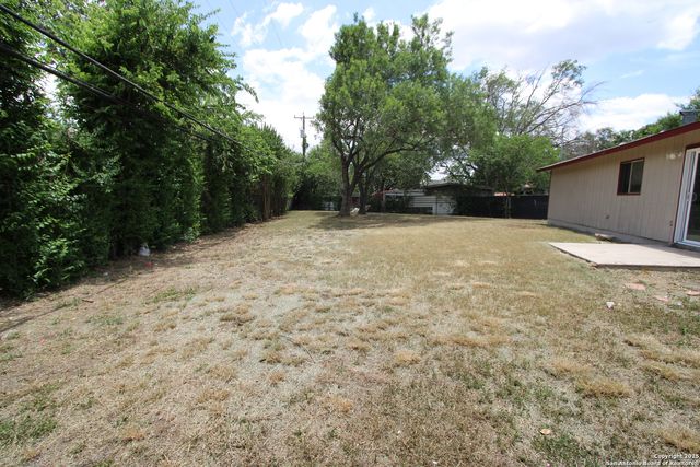 2706 Lakedon, San Antonio, TX 78222
