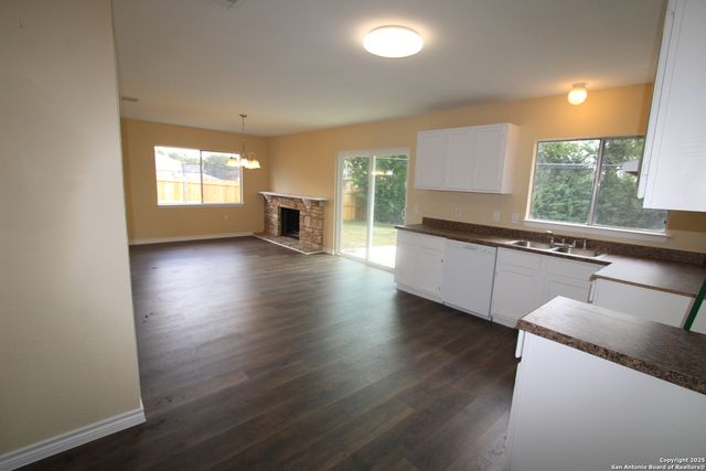 2706 Lakedon, San Antonio, TX 78222