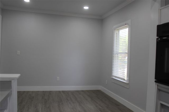 710 Fahrenthold Street, El Campo, TX 77437